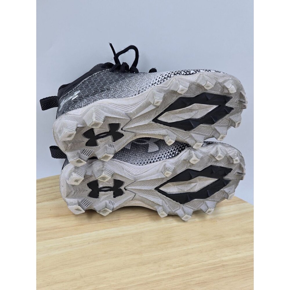 Under Armor Spotlight Fran 3.0 JR RM Football Cleats Youth Size 11k 3026344-001 - Picture 7 of 8